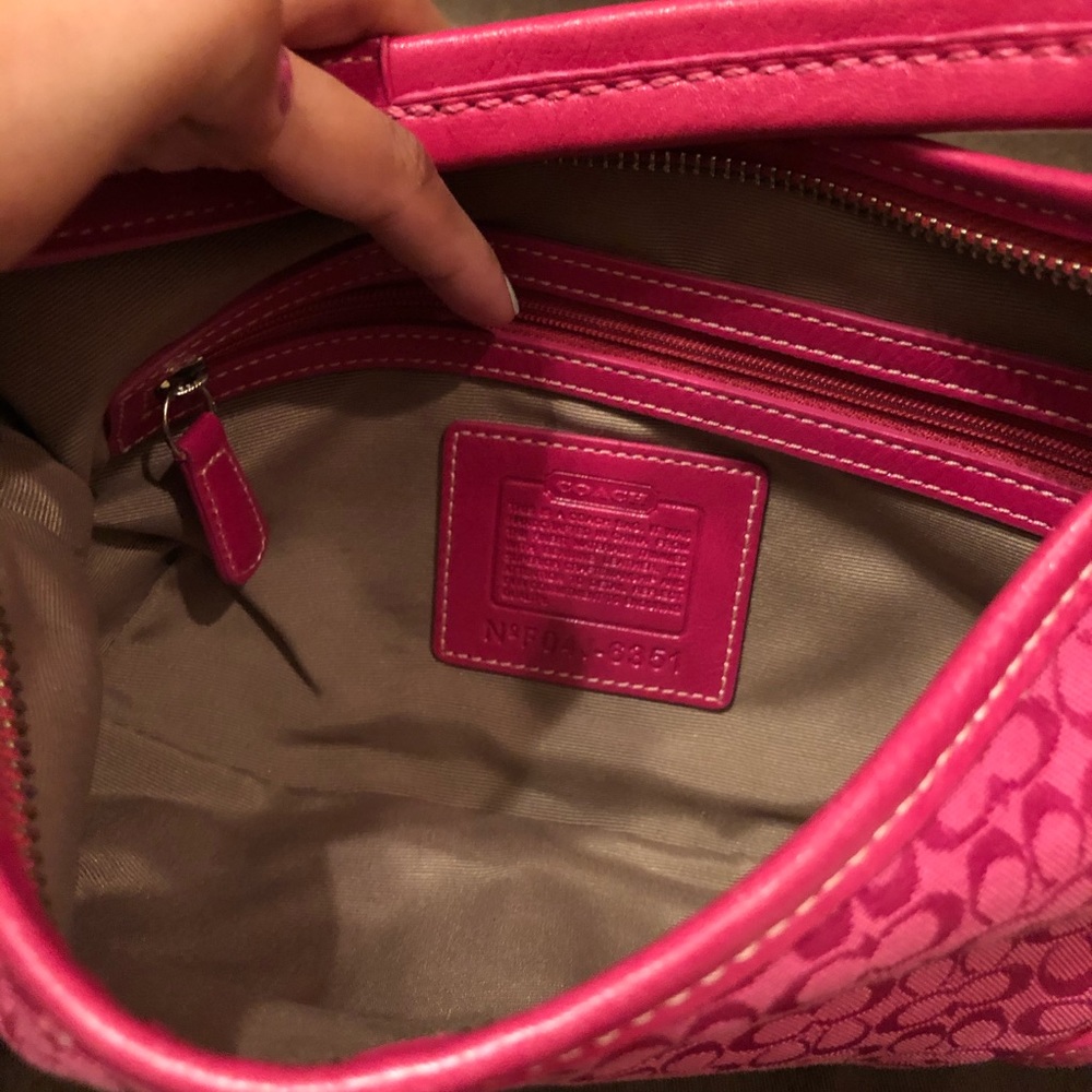 Pink Coach Bag - Picture 6 of 7